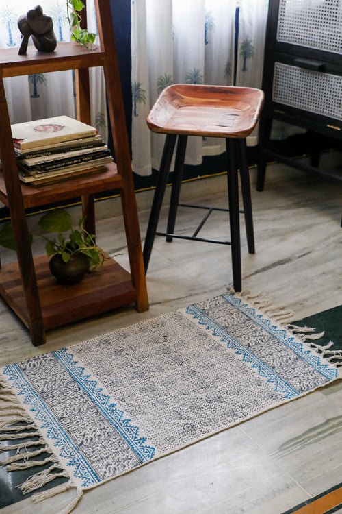 SootiSyahi 'Temple Gray' Handblock Printed Cotton Dhurrie Rug - SootiSyahi