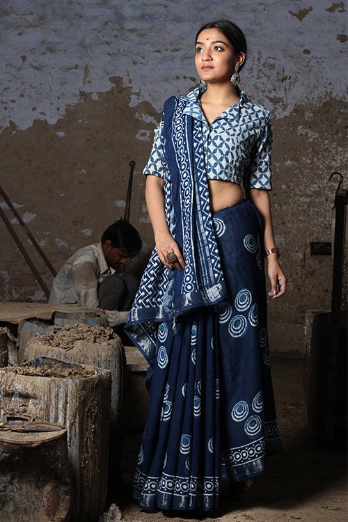 "WHEEL OF TIME" INDIGO DABU HANDBLOCK PRINT SLUB COTTON SAREE - SootiSyahi